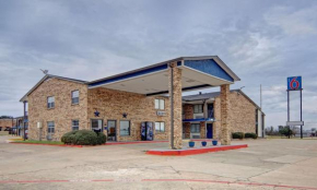 Motel 6-Red Oak, TX - Dallas